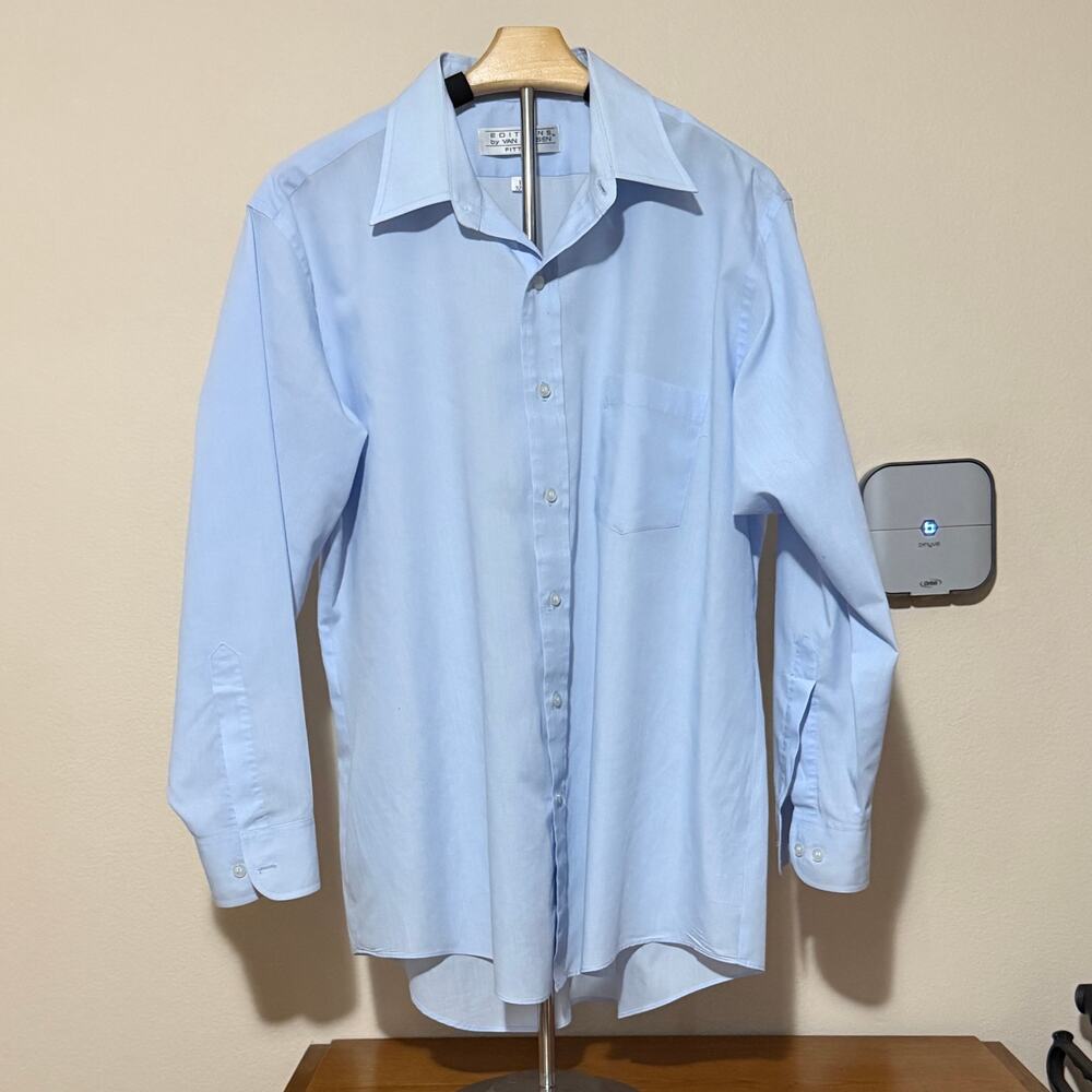 Van Heusen Editions fitted dress shirt size 17 32/33 pale blue, single needle